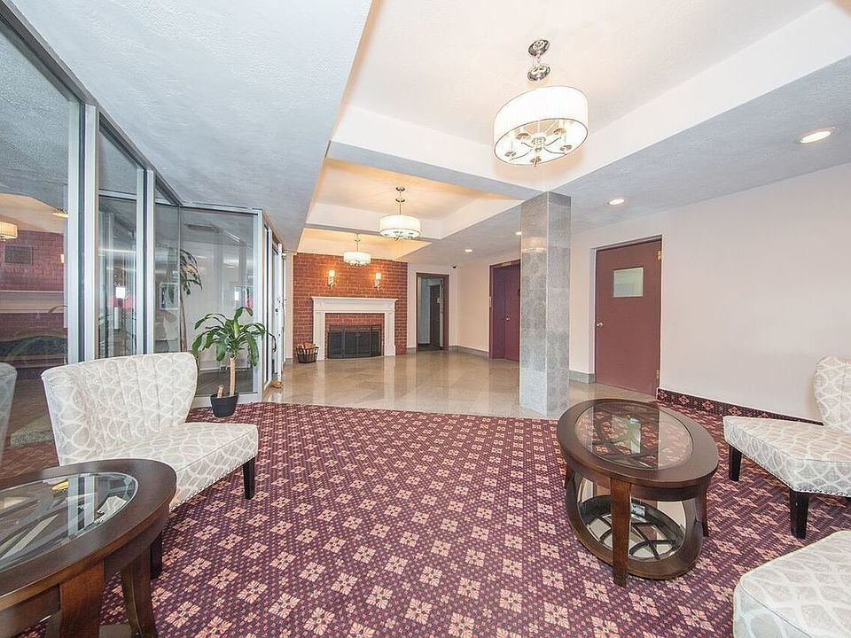 1st image of 75-10 Yellowstone Blvd #6