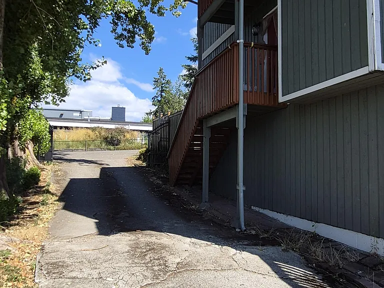 2625 Benson Rd S #1 — Photo 7