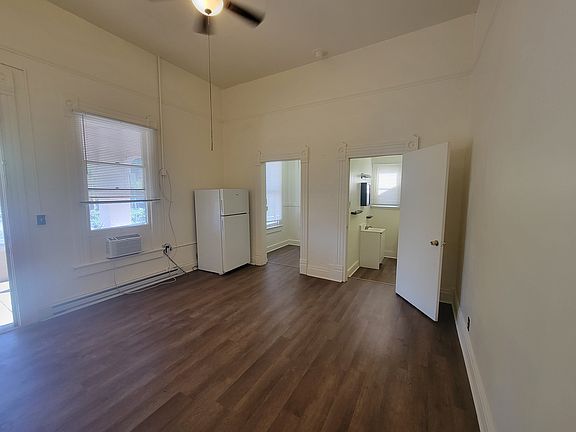 3rd image of 502 S 6th Ave #1