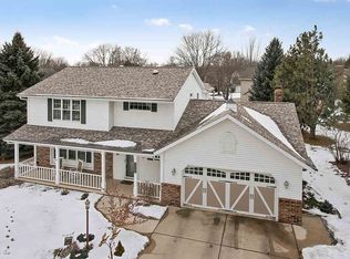 2946 Lumber Ln, Green Bay, WI 54313