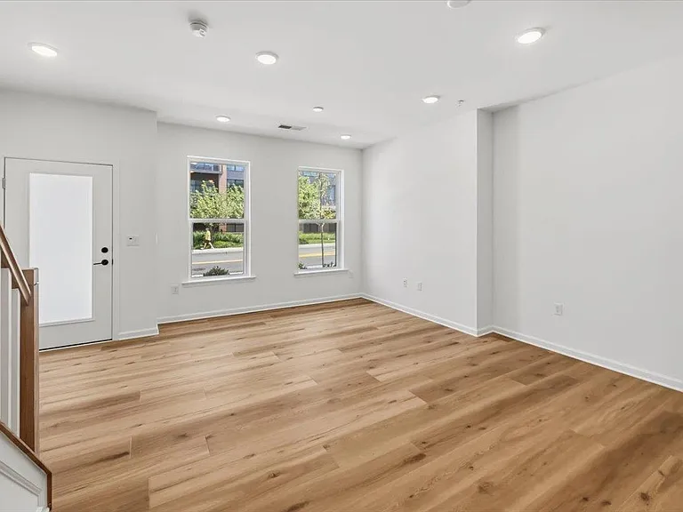 500 Willow St #508 — Photo 6