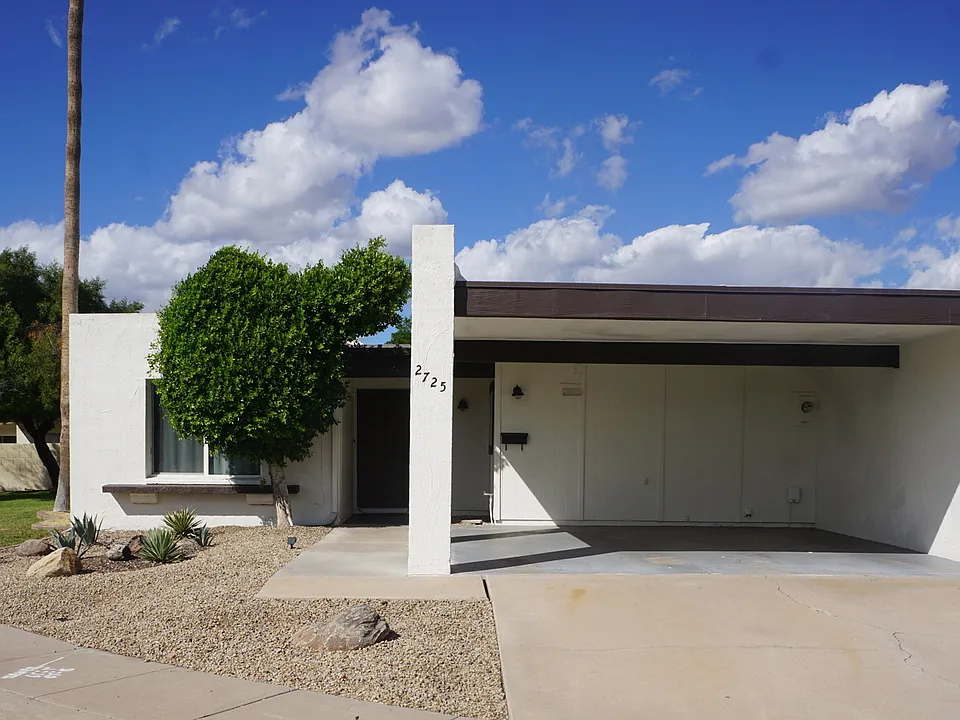 2725 S Azalea Dr