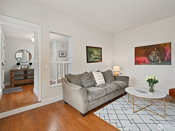 5th image of 24358 32nd Avenue W