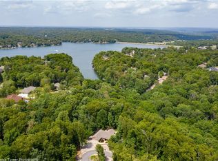 11 Ardgour Ln, Bella Vista, AR 72715