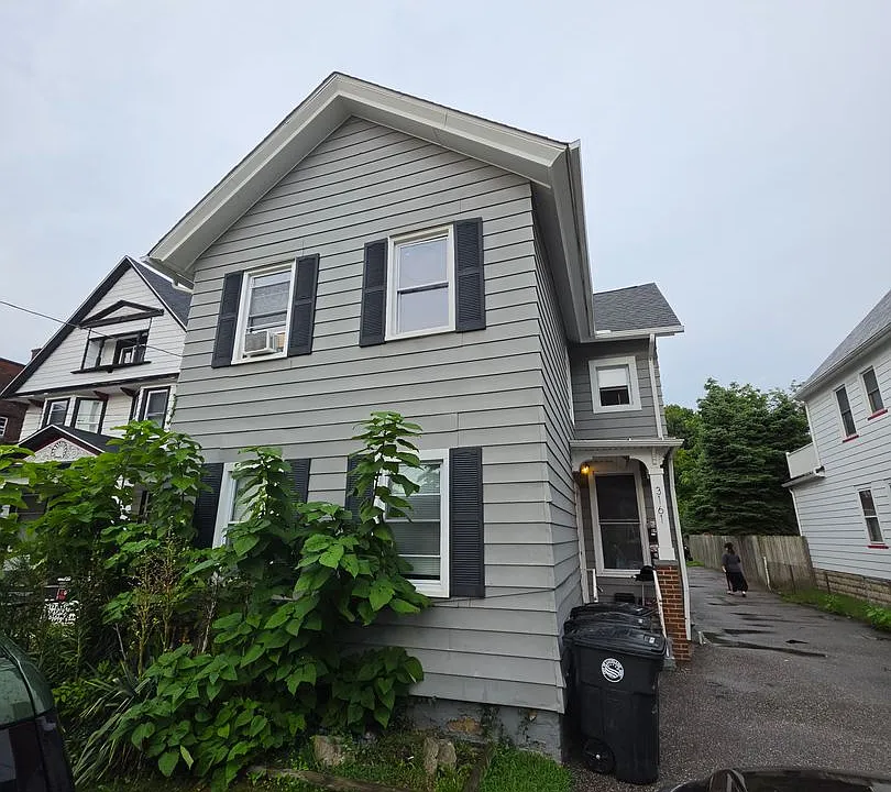 3159-3161 Scranton Rd