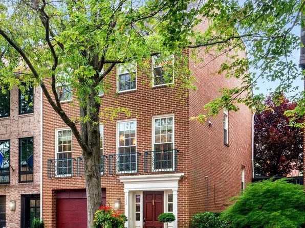 112 Quay St, Alexandria, VA 22314