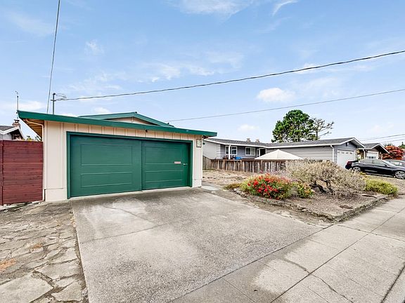 2nd image of 1040 Fassler Ave