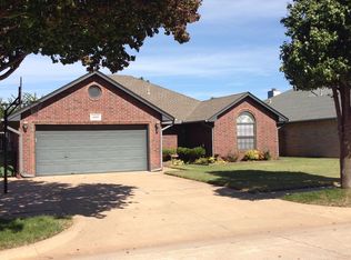 1409 Chimney Hill Rd, Yukon, OK 73099