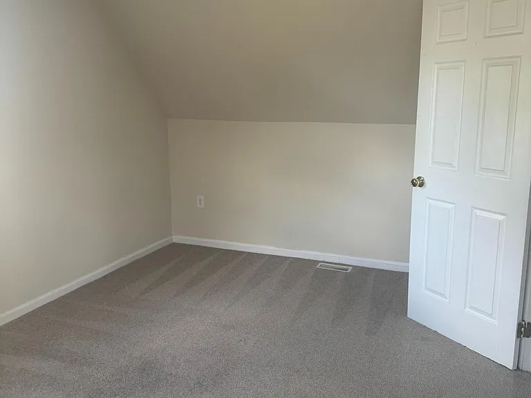 536 Bracken Dr — Photo 9