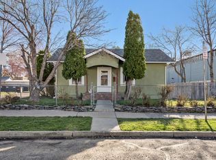 1003 2nd St, La Grande, OR 97850