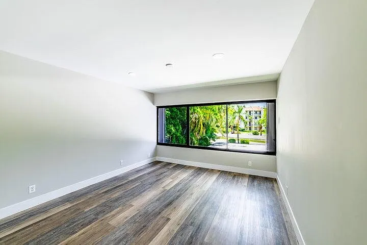 2517 Presidential Way #B — Photo 28