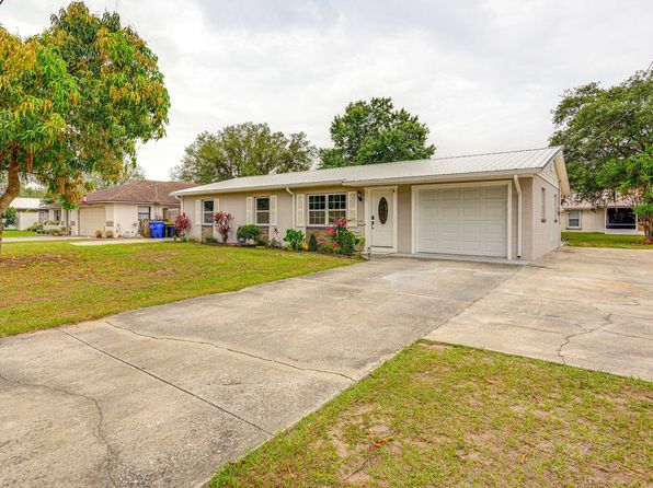 2053 N Torrington Rd