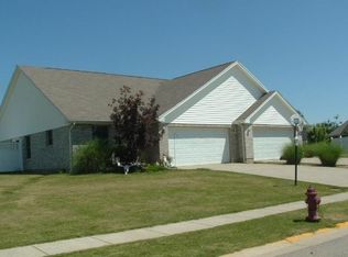1092 Brookfield Dr, Waynesville, OH 45068