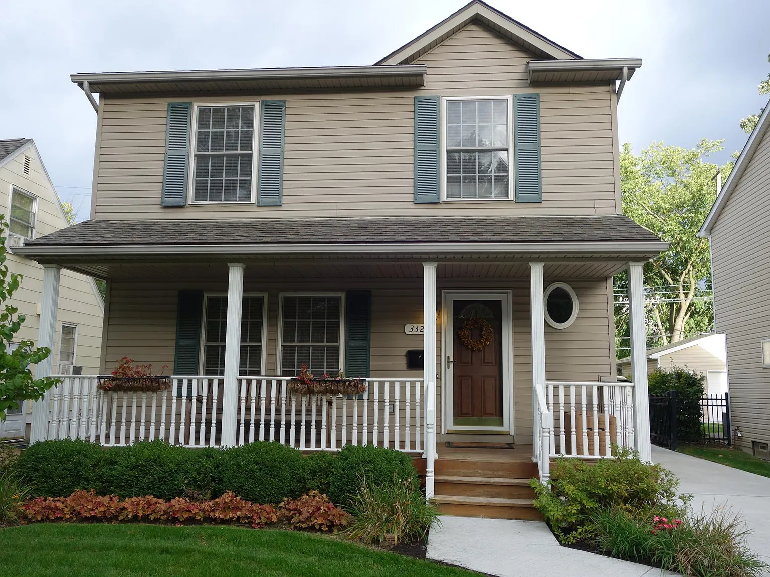 3 bed, 2.5 bath, 1416 sqft, $5,000 — Photo 2