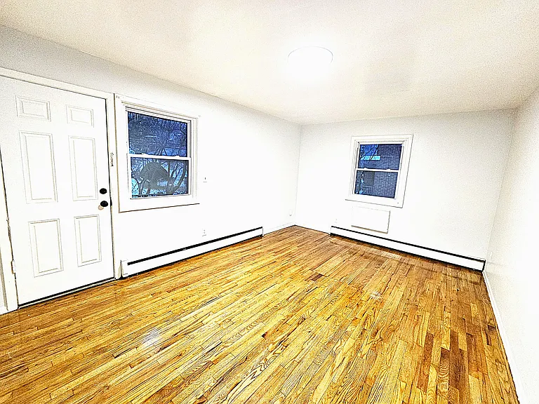 727 Scotland Rd #1 — Photo 2