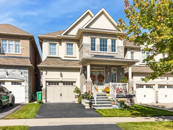 6 Trentonian St, Brampton, ON L6R 3W2