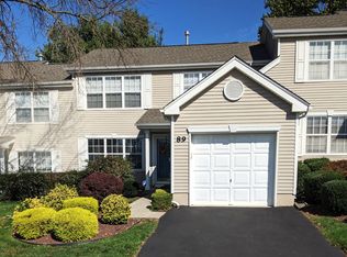 89 Aspen Ln, Freehold, NJ 07728
