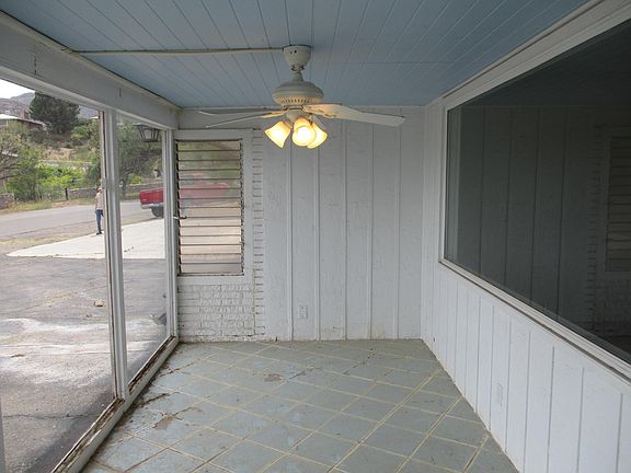 5th image of 3005 Titanic Ave