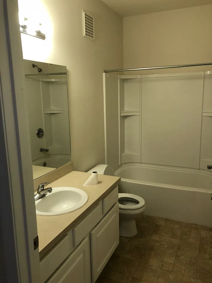 2 bed, 1118 sqft, $1,450 — Photo 2