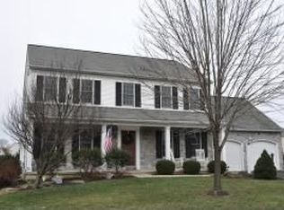 1815 Windrow Dr, Lancaster, PA 17602