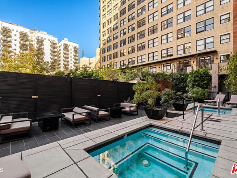 460 S Spring St #601 — Photo 19