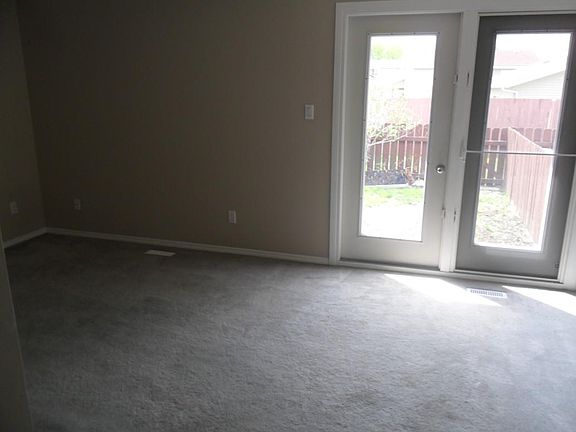 4th image of 13832 24th St NW