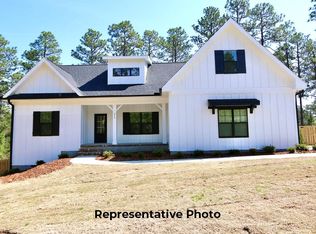 327 Brightleaf Dr, Whispering Pines, NC 28327