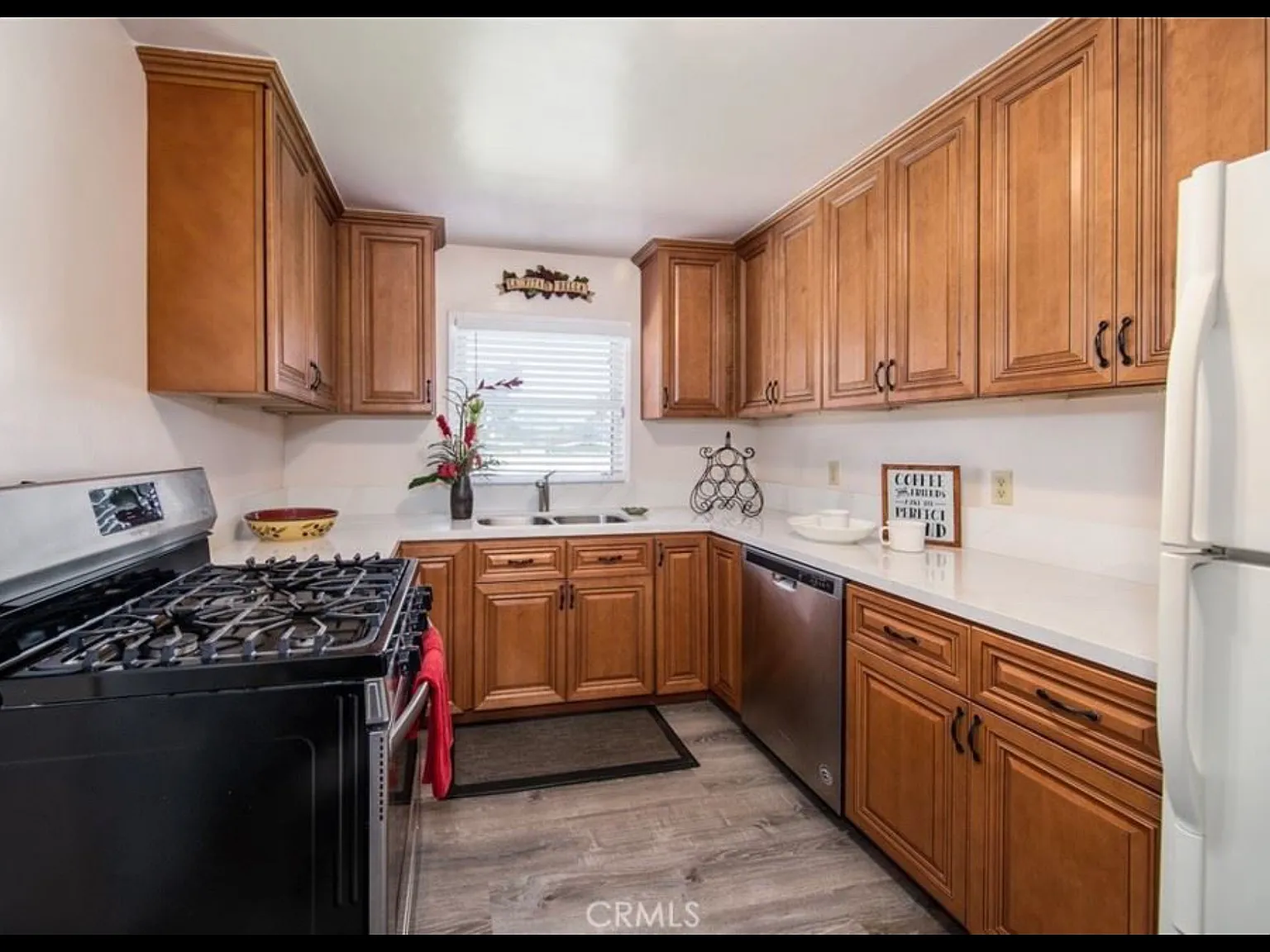 2 bed, 1012 sqft, $2,600 — Photo 4