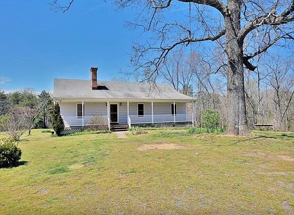 3rd image of 25 Gales Ln