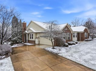 391 Stone Bridge Dr #34, Northfield, OH