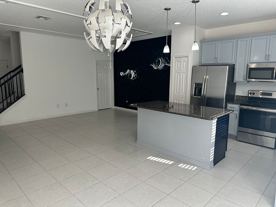 1st image of 6802 Tussilago Way