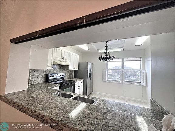 4th image of 3405 Bimini Ln APT O3