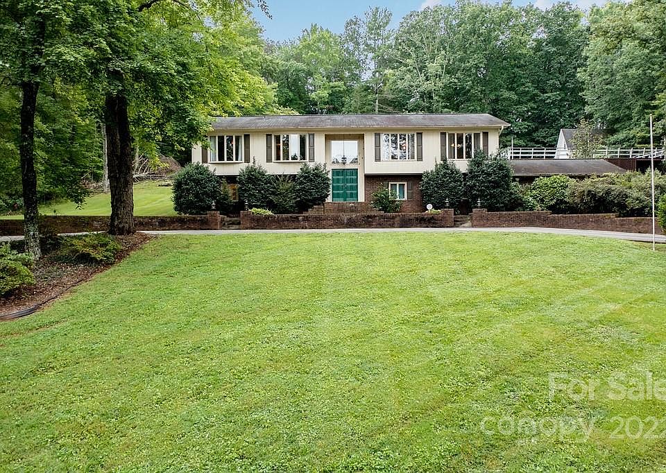 1st image of 203 Westwood Dr