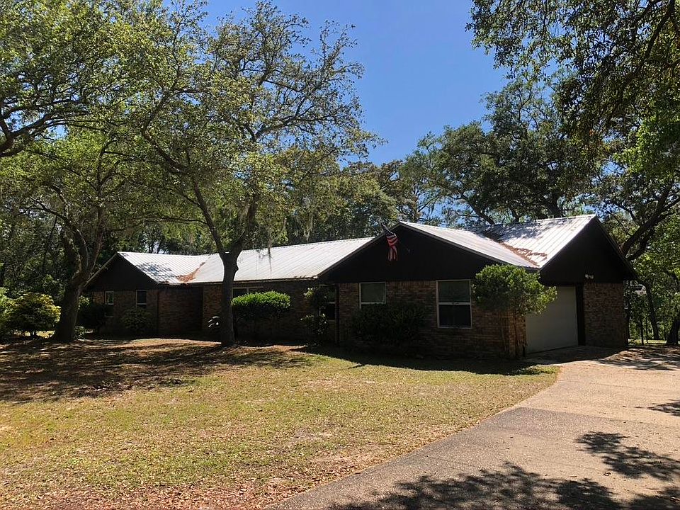 1st image of 642 Brookhaven Way
