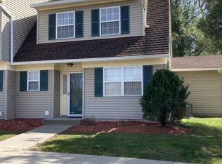 9 Autumn Leaf Ct, Montgomery, NY 12549