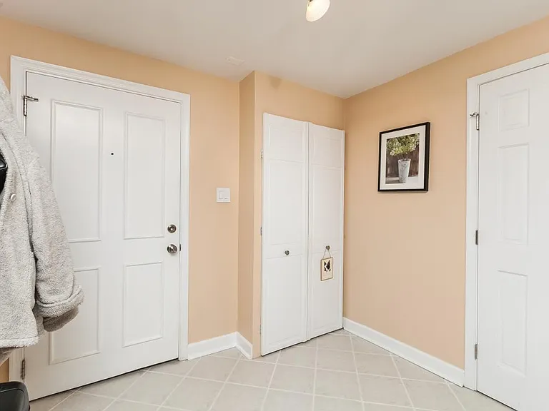 1101 Saint Paul St #210 — Photo 6