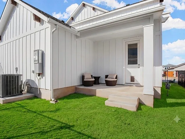 8301 Orizzonte St — Photo 27