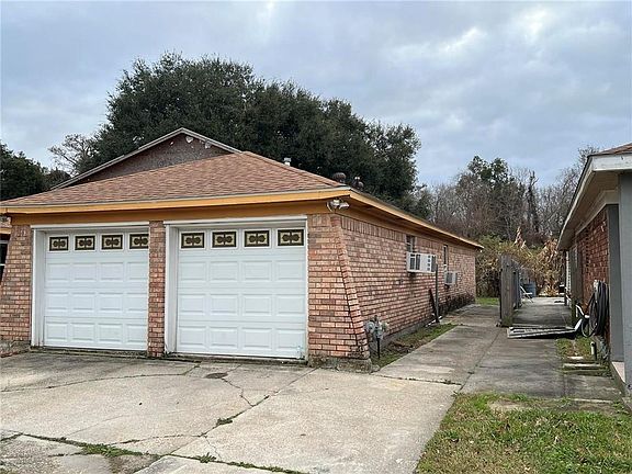 2nd image of 2039 Spanish Oaks Dr