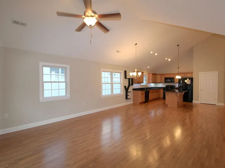 500 Callaway Cir — Photo 15