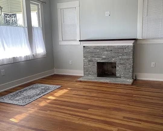 3rd image of 518 N Pine St
