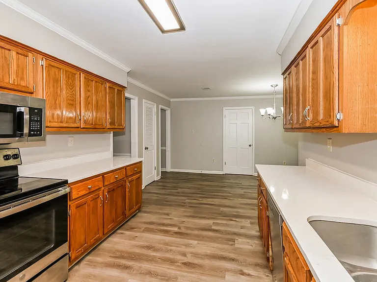 861 White Pine Dr — Photo 9
