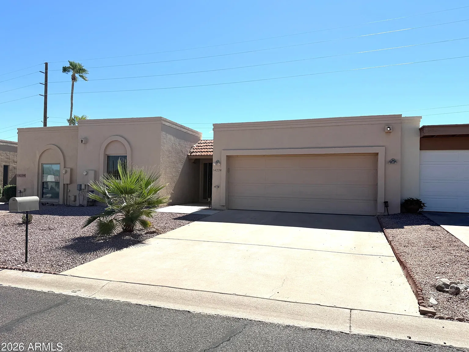 2 bed, $2,600 — Photo 1