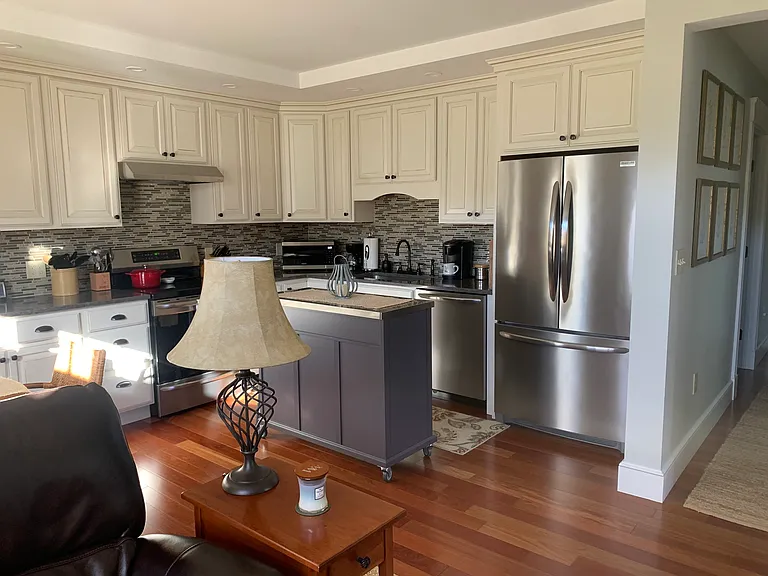 8 Rodrigues Estate Dr — Photo 4