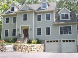 84 Middle St, Lexington, MA 02421