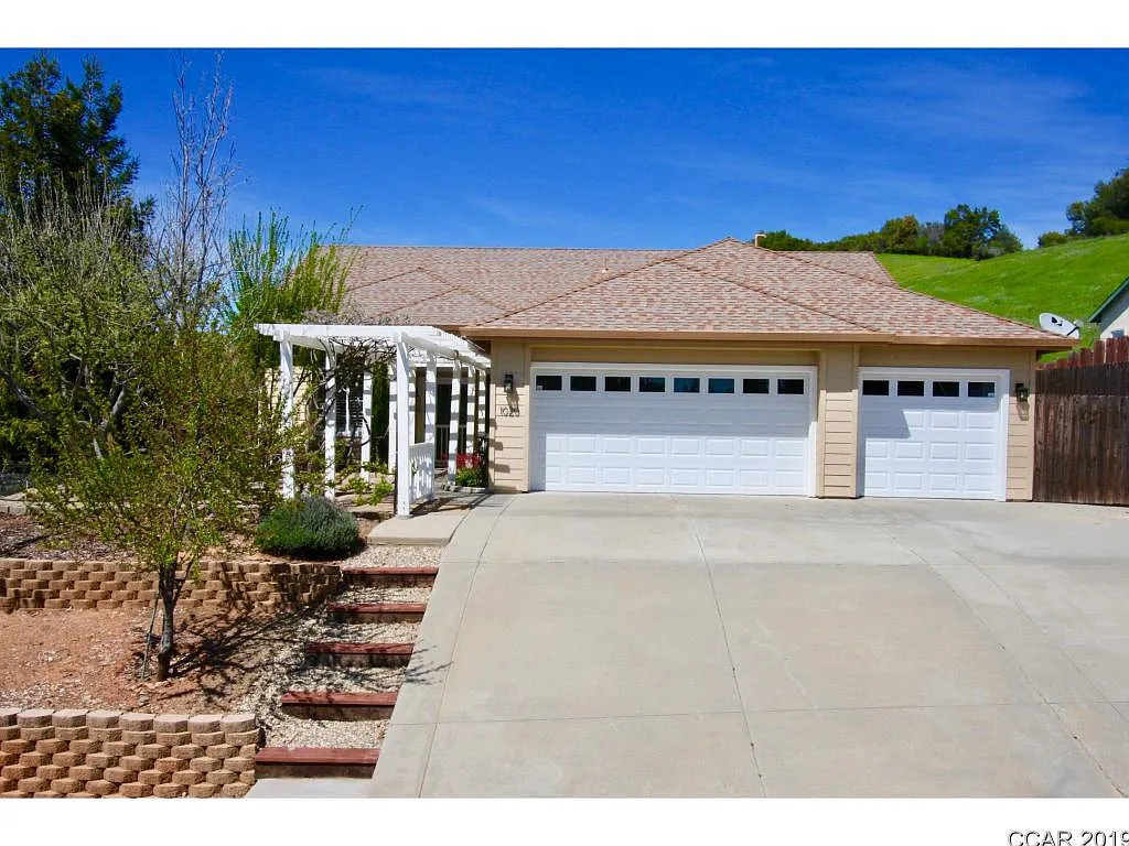1020 Stelte Ct photo 1