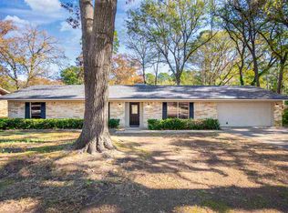 1700 Rodden Dr, Longview, TX 75604