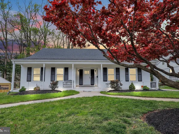 795 Princeton Pl, Rockville, MD 20850