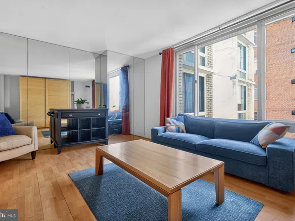 950 25th St NW #517N, Washington, DC 20037