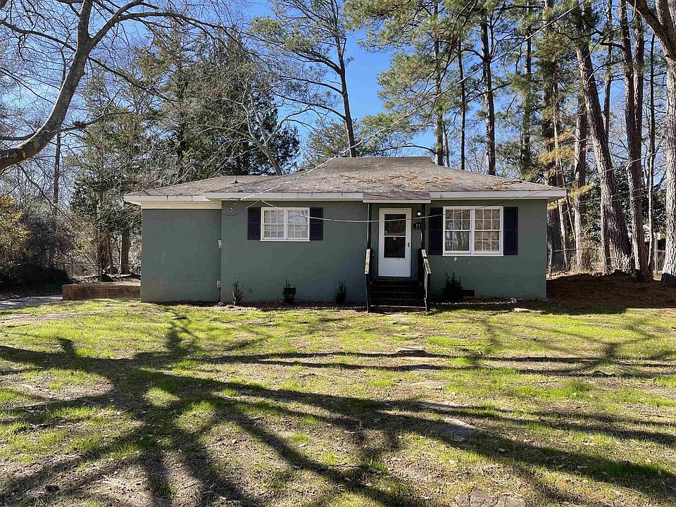 1st image of 513 Wildwood Dr