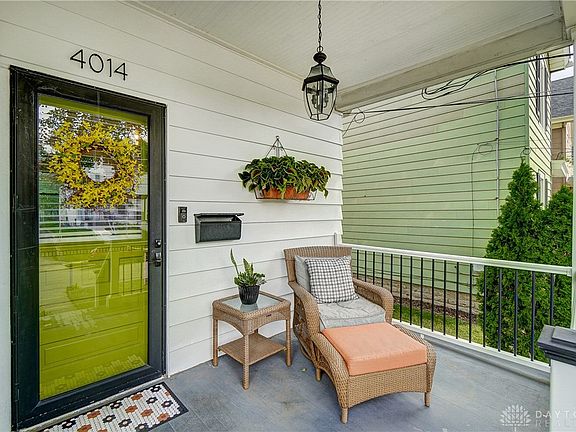 5th image of 4014 Catherine Ave